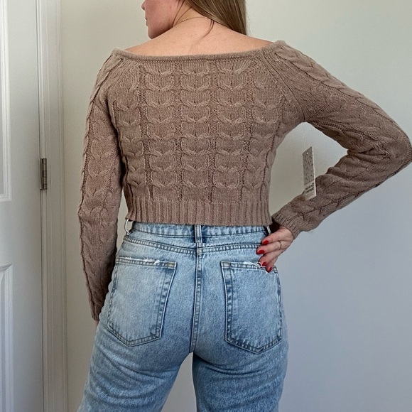 MCable Knit Boat Neck Crop Sweater Top - Picture 4 of 6